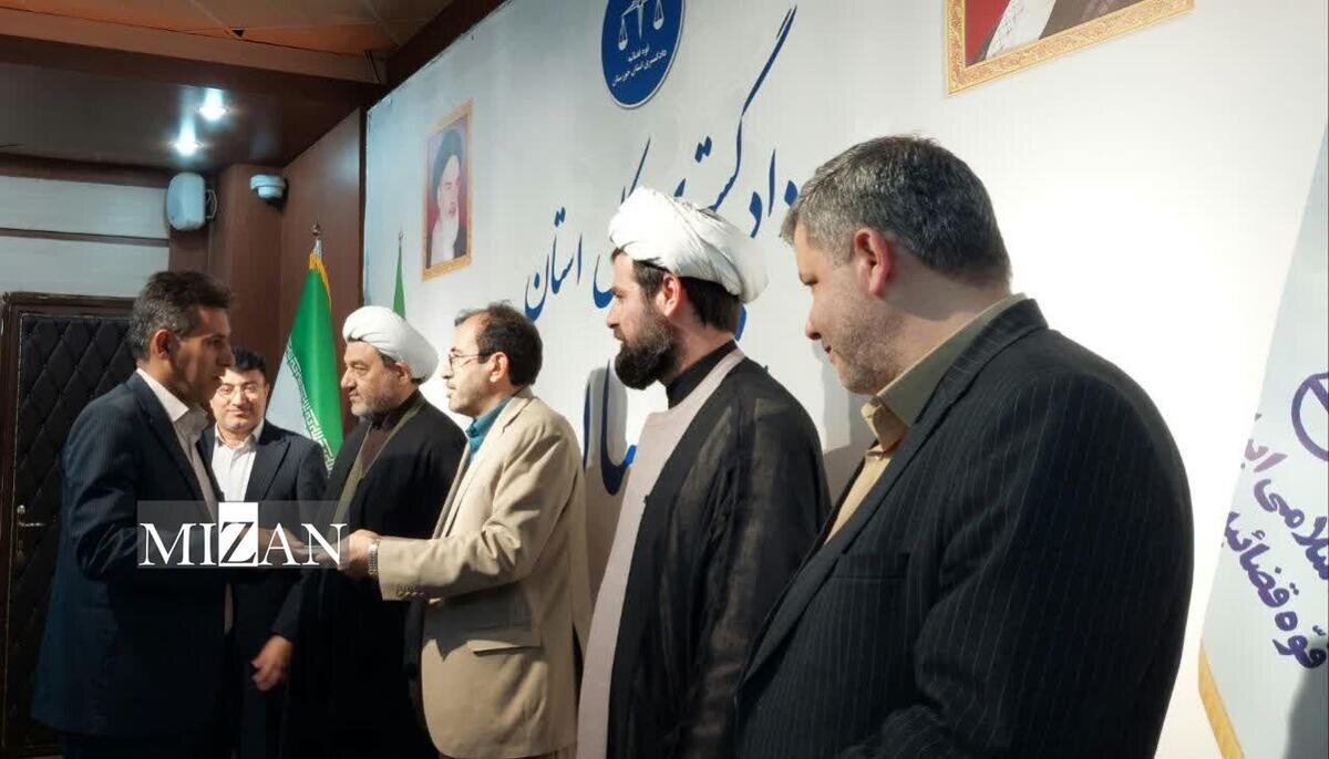 رئیس کل دادگستری خوزستان: دفاتر خدمات قضایی نقش مهمی در خدمت‌رسانی شفاف، سریع و دقیق به مردم دارند