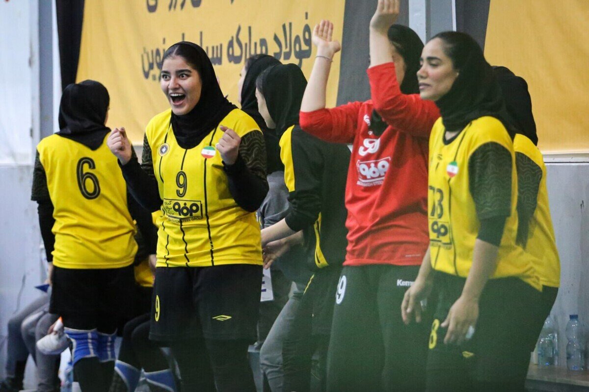 لیگ برتر هندبال زنان| صدر جدول دوباره طلایی رنگ شد