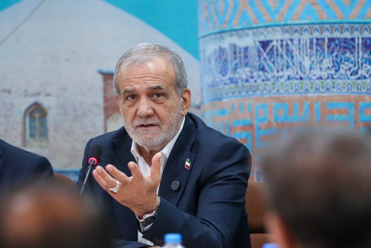 پزشکیان: کلاس ها به آخرین تجهیزات مجهز خواهند شد/معلمها باید باور و اعتقاد به این آب و خاک را در دانش آموزان ایجاد کنند +فیلم