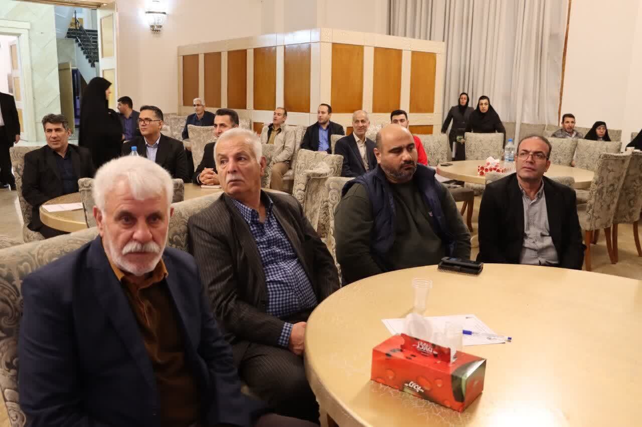 برگزاری مراسم جشن گلریزان در ماهدشت + عکس