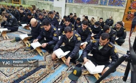 محافل انس با قرآن در حرم مطهر سید جلالالدین اشرف +تصاویر