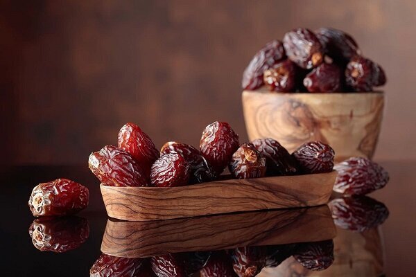 آیا خرمای کمقند داریم؟