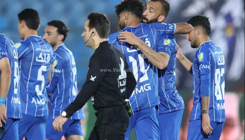 گلادیاتور استقلال و یک بازگشت هیجان‌انگیز!