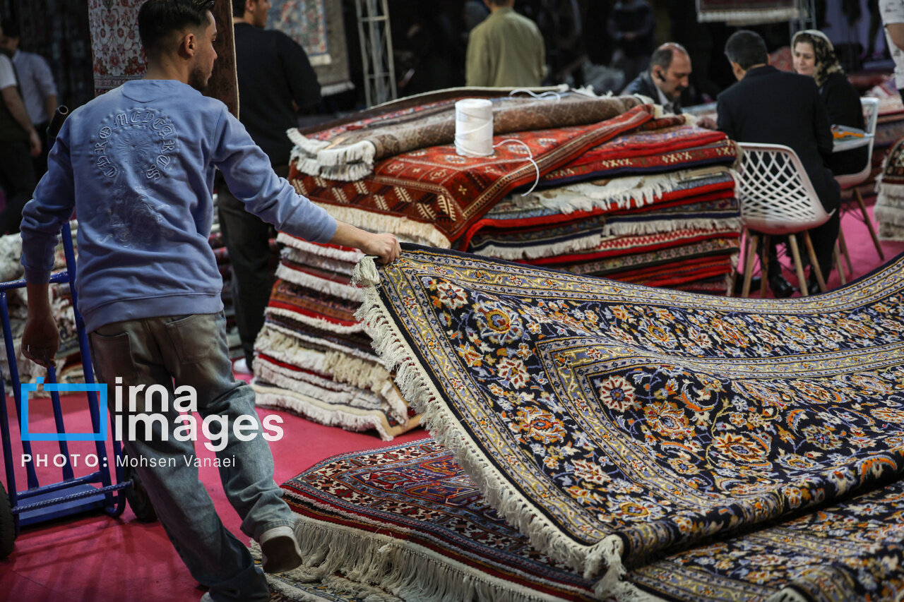 سی‌ویکمین نمایشگاه بین المللی فرش دستباف