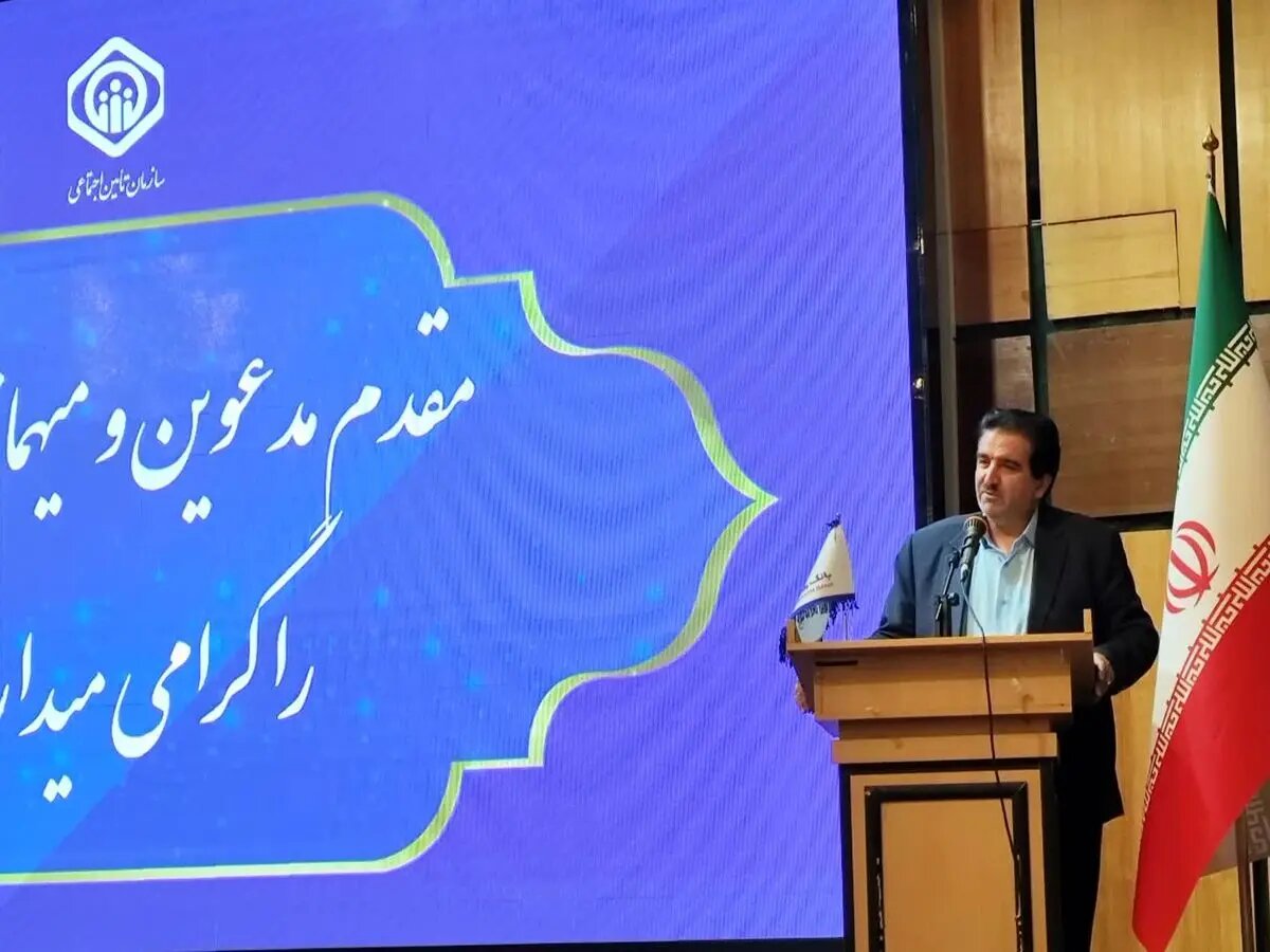 حمایت بانک رفاه از بازنشستگان بیمار و مشکل دار / بازنشستگان: مالک بلامنازع بانک رفاه هستیم!