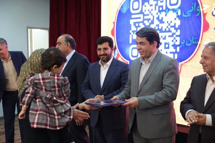 ۵۰۰ قطعه زمین طرح جوانی جمعیت در بردسیر قرعه کشی شد