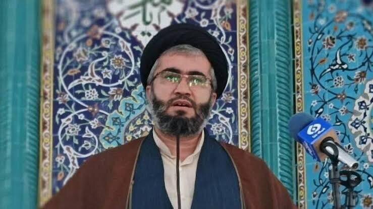 امام جمعه لنده: تجربه برجام نشان داد نباید کشور را معطل مذاکرات کرد