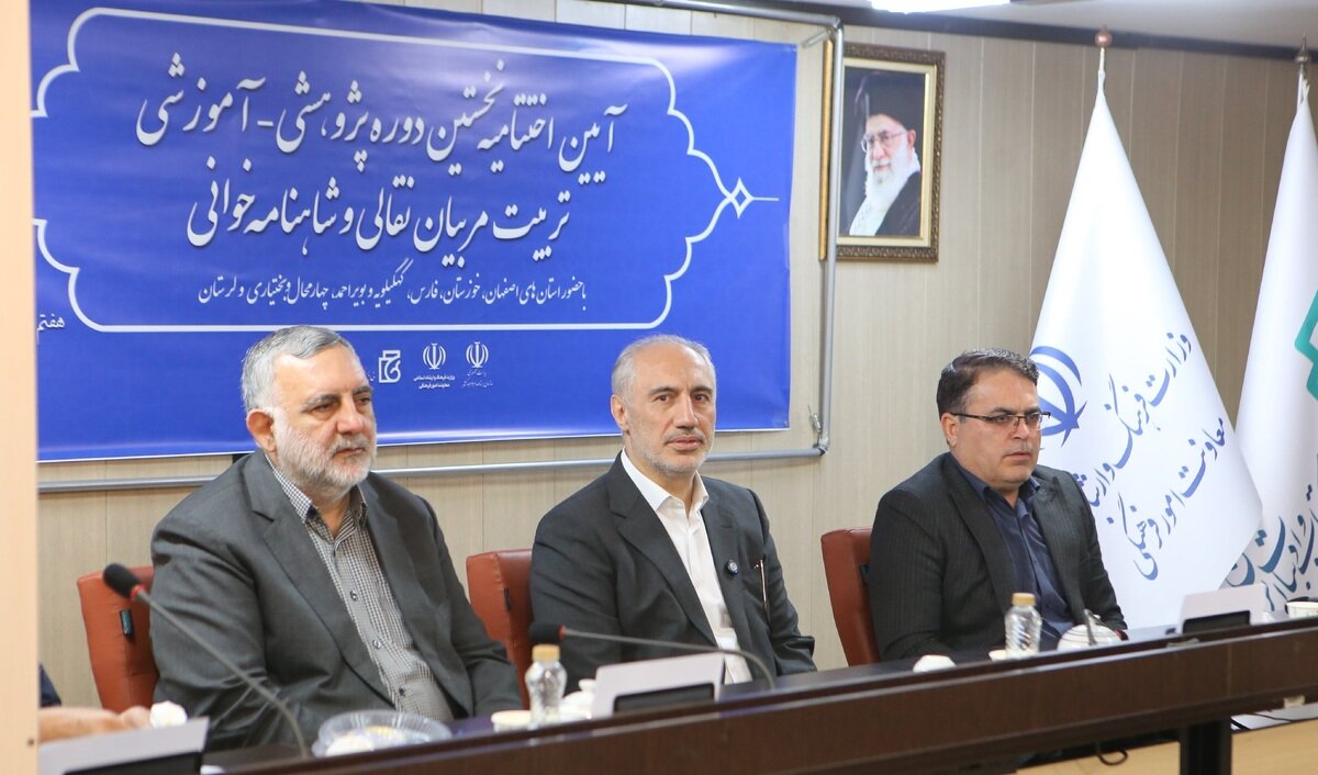 میراث ادبی عامل تقویت انسجام ملی است/ نقش شاهنامه در تقویت حس میهن‌دوستی