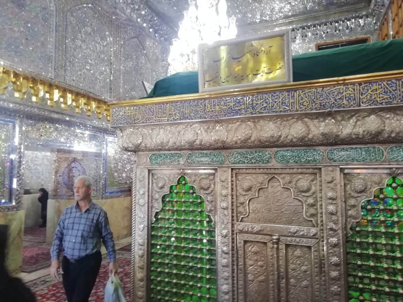 آرامگاه سومین شهید مهراب آیت الله سید عبدالحسین دستتغیب شیرازی + عکس