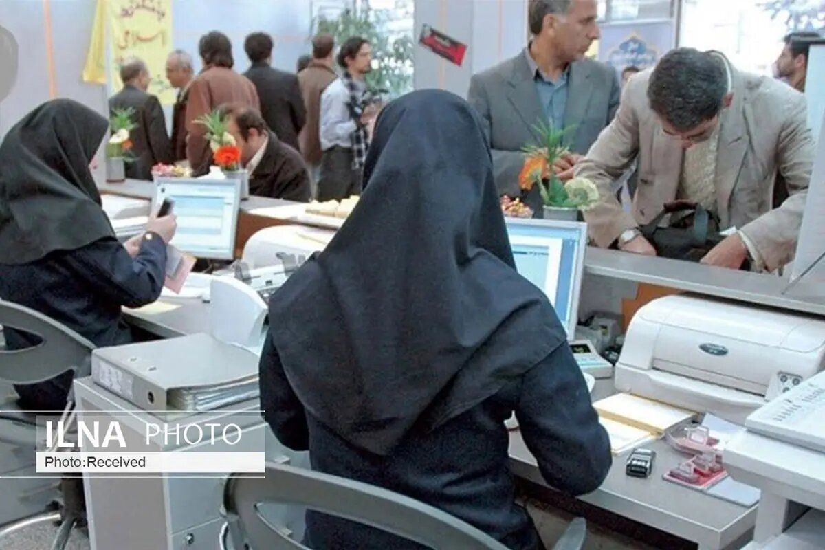 ادارات فارس فردا باید با حداقل ۵۰ درصد ظرفیت فعالیت می کنند