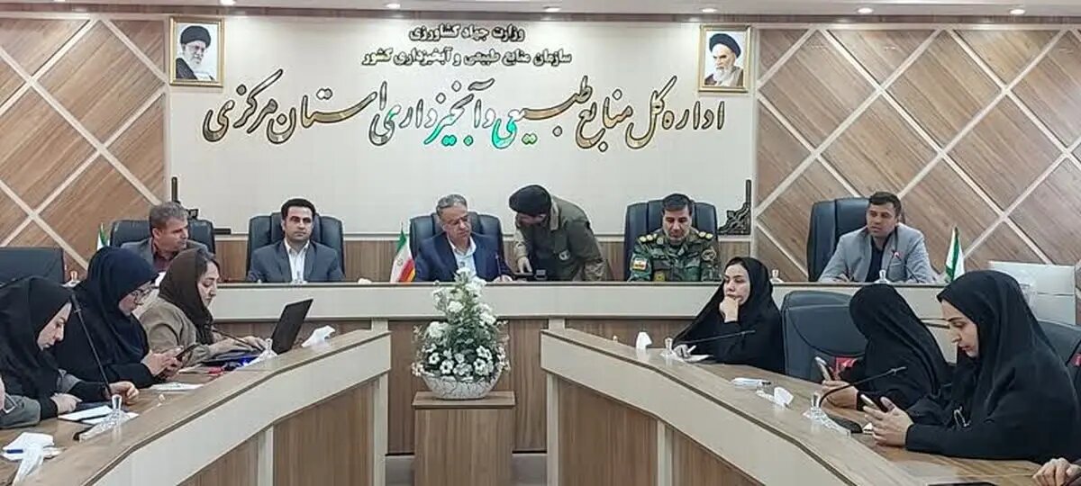 آبخیزداری، علمیترین و ارزانترین راهکار مقابله با خشکسالی است / تعهد استان مرکزی برای تولید 16 میلیون اصله نهال