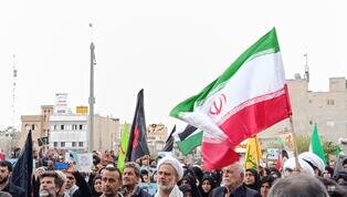 تجمع عزادران شهادت امام امت در کازرون به روایت تصویر+عکس
