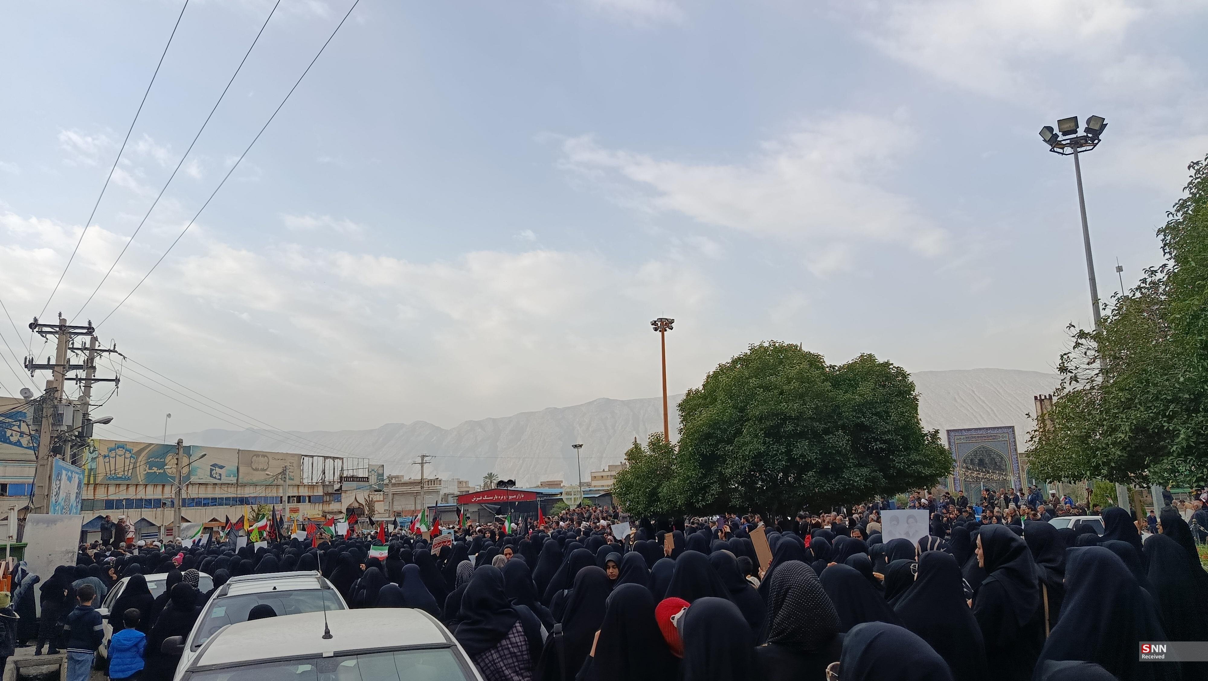 تجمع عزادران شهادت امام امت در کازرون به روایت تصویر+عکس