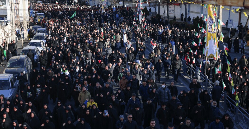 خروش انقلابی مردم البرز در شبهای رمضان/ کرج یکپارچه خونخواه نایب برحق امام زمان (عج) شد