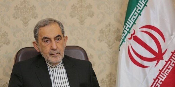ولایتی: رهبر انقلاب نماد مطلق وطن پرستی و فانی شدن در اسلام بود