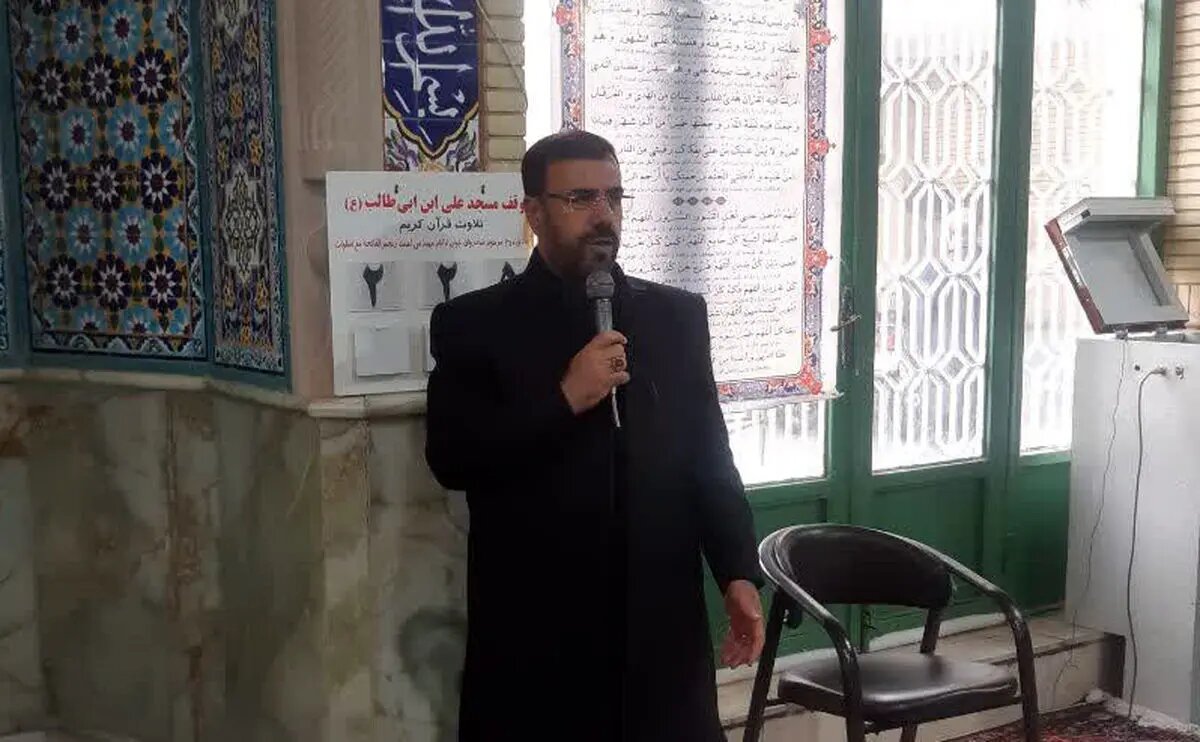 در شرایط جنگی، وحدت و استقامت اساس دفاع ملی است