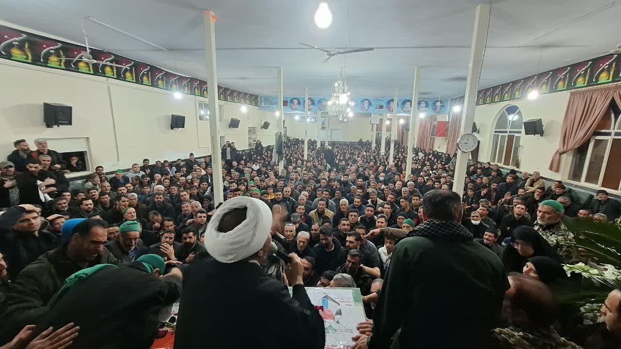 پیکر شهید حملات آمریکا در «داورزن» تشییع شد+ فیلم