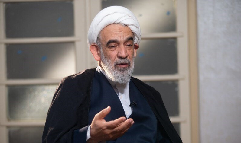 قمی: فرایند انتخاب رهبر جدید در حال کامل شدن است