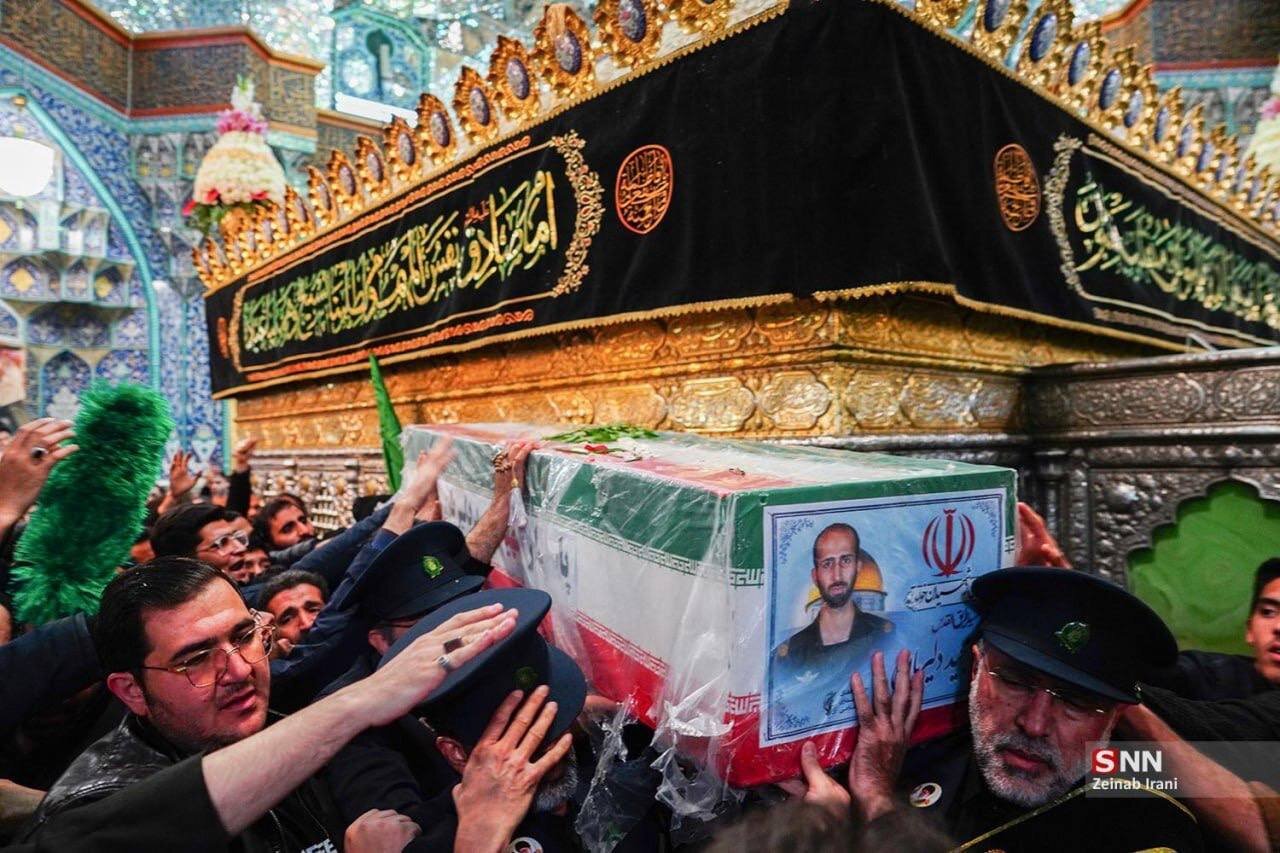 تشییع پیکر دو شهید تجاوزات آمریکایی-صهیونی در قم + عکس