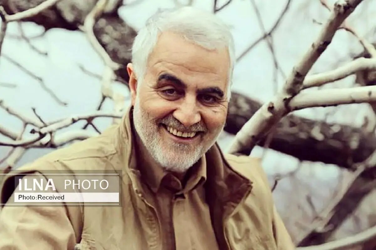 بیعت خانواده شهید سلیمانی با رهبر جدید انقلاب/ تا آخرین قطره خون خود دست از این مسیر برنخواهیم داشت