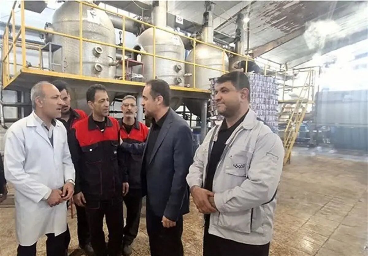 فعالیت بیش از ۳۷۰۰ واحد تولیدی در شهرکهای صنعتی فارس