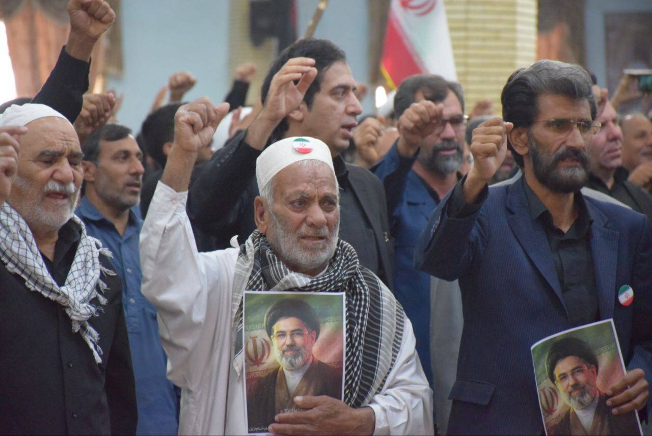 حضور حماسی و بیعت مردم سیستان در مصلی المهدی زابل با سومین رهبر انقلاب اسلامی