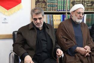 بیعت مسئولان و اعضای شورای تأمین استان سمنان با رهبر معظم انقلاب اسلامی+ تصاویر