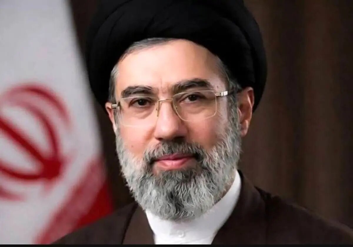 بیعت هنرمندان شبکه مستند سیما با حضرت آیت‌الله سید مجتبی خامنه‌ای