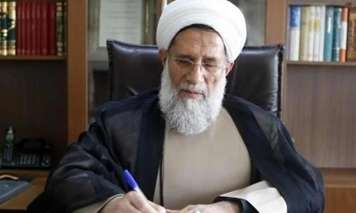 حجت الاسلام و المسلمین محمدحسنی، ، شهادت سردار شیرازی را به رییس سازمان عقیدتی سیاسی فراجا تسلیت گفت