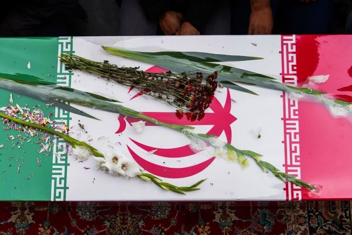 مراسم تشییع پیکر مطهر فرماندهان ظهر امروز در تهران برگزار می‌شود