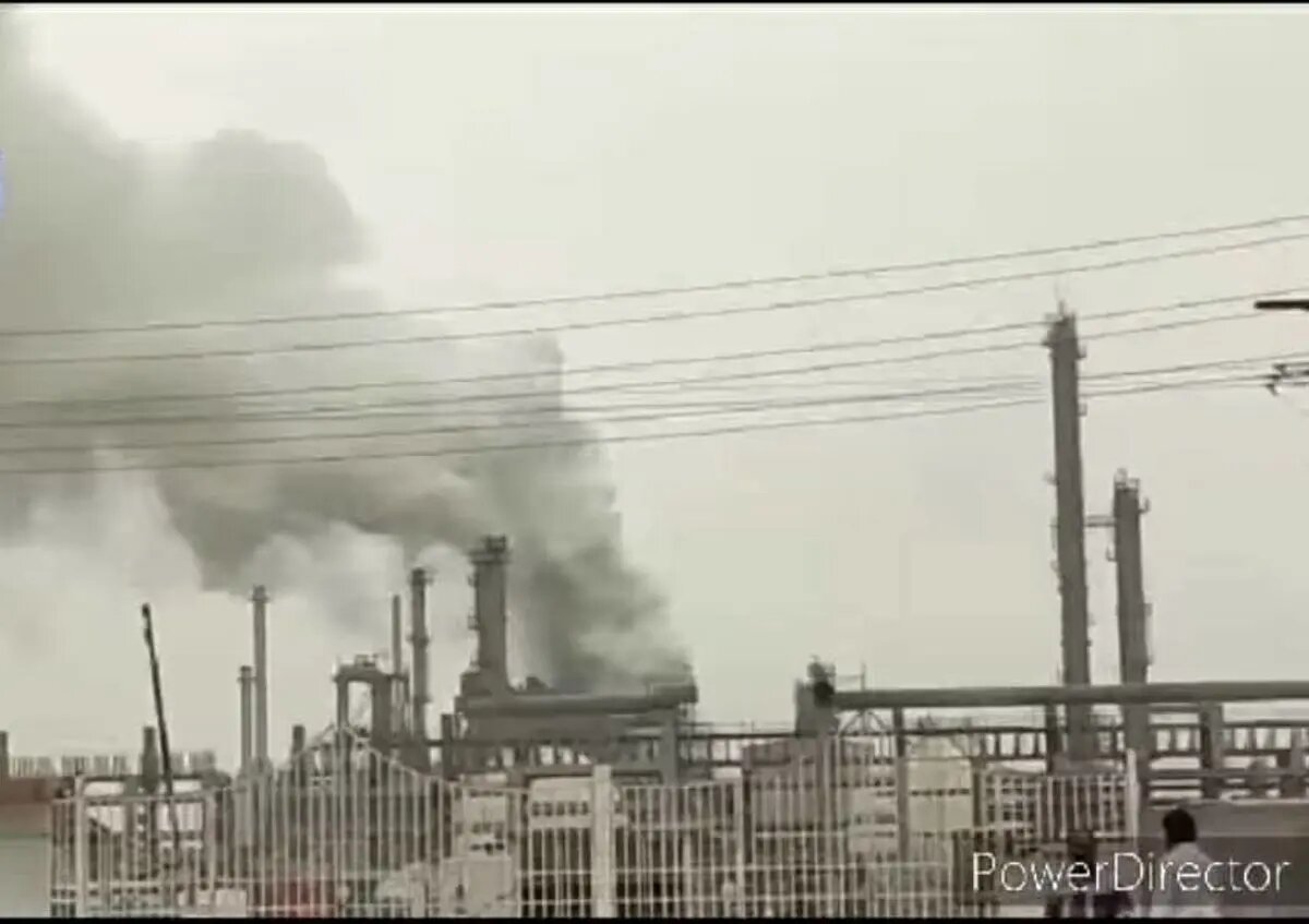 شهادت چهارتن از کارگران پالایشگاه شهر ری در پی حمله هوایی دشمن