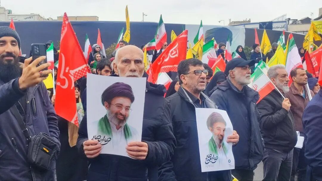 برگزاری مراسم روز جهانی قدس در چهاردهمین روز تحمیل جنگ به ایران/ فیلم  عکس