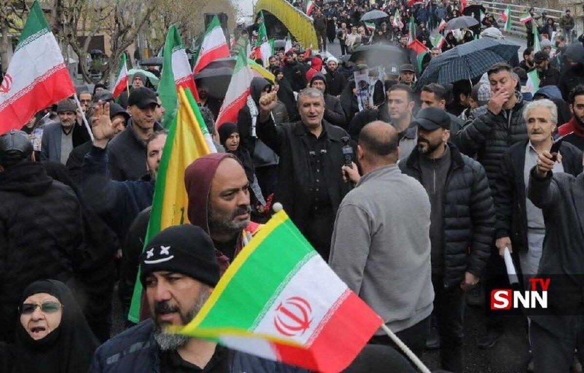 حضور محمد اسلامی، رئیس سازمان انرژی اتمی در مراسم راهپیمایی روز جهانی قدس