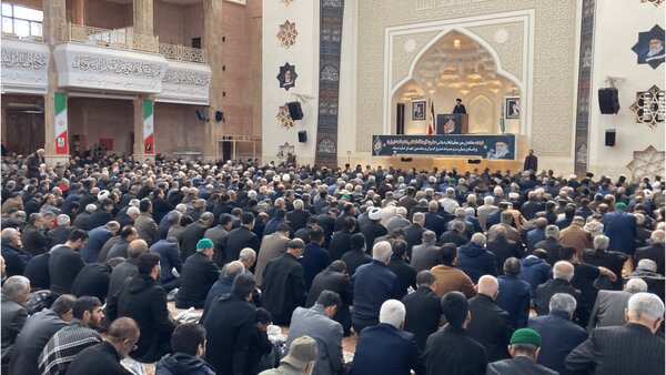 نورمفیدی: آمریکا و صهیونیست شکست خفت‌باری خواهند خورد