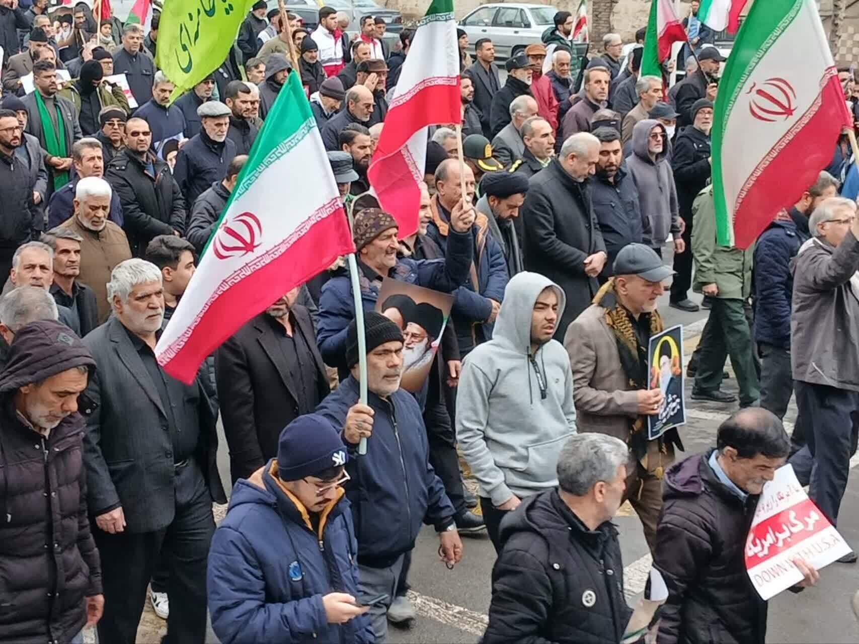 تجلی وحدت در جنوب کرج / حماسه حضور مردم و مسئولان محمدشهر در روز جهانی قدس + تصاویر