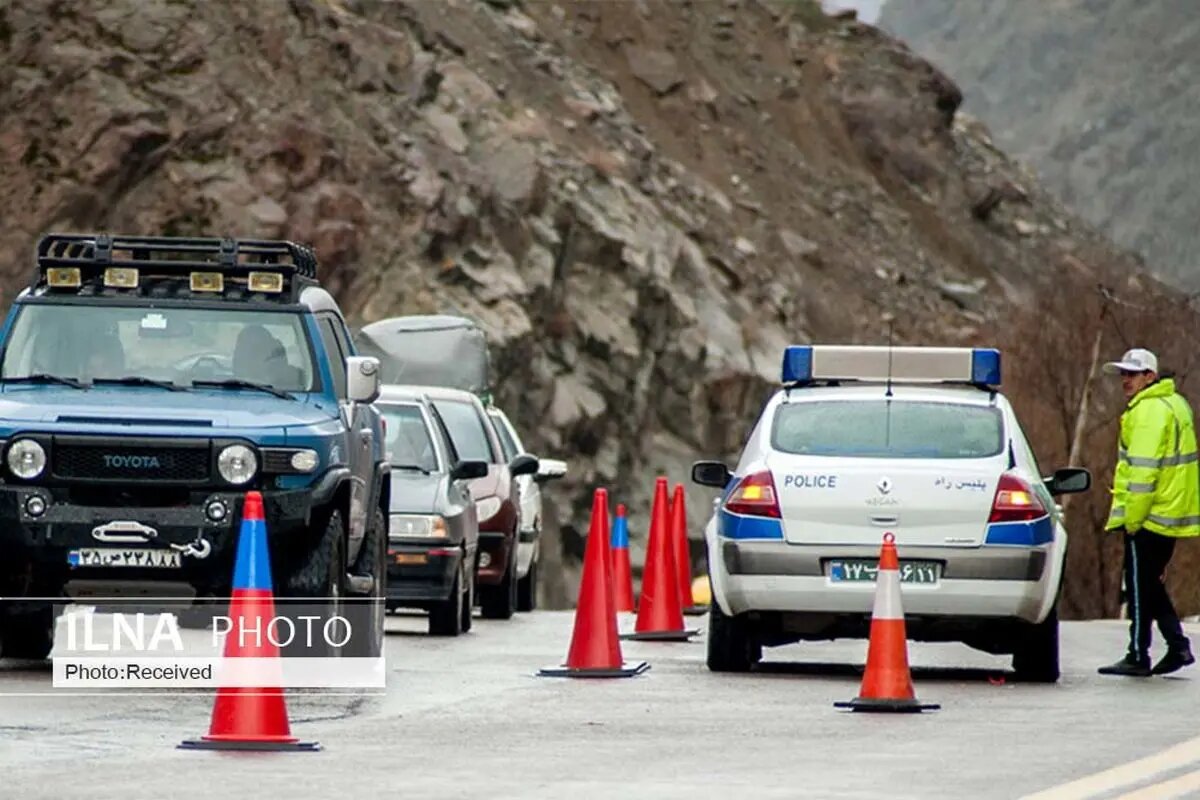 ترافیک سنگین در محورهای شمالی/ بارش برف و باران در برخی جاده‌ها
