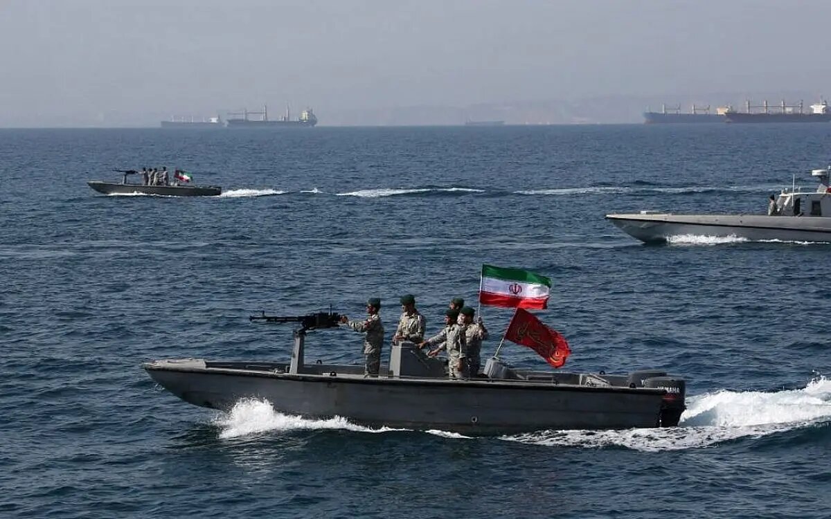 معادله دلار در هرمز در هم پیچید؛ سی‌ان‌ان: شرط ایران برای نفتکش‌ها «یوان» است!