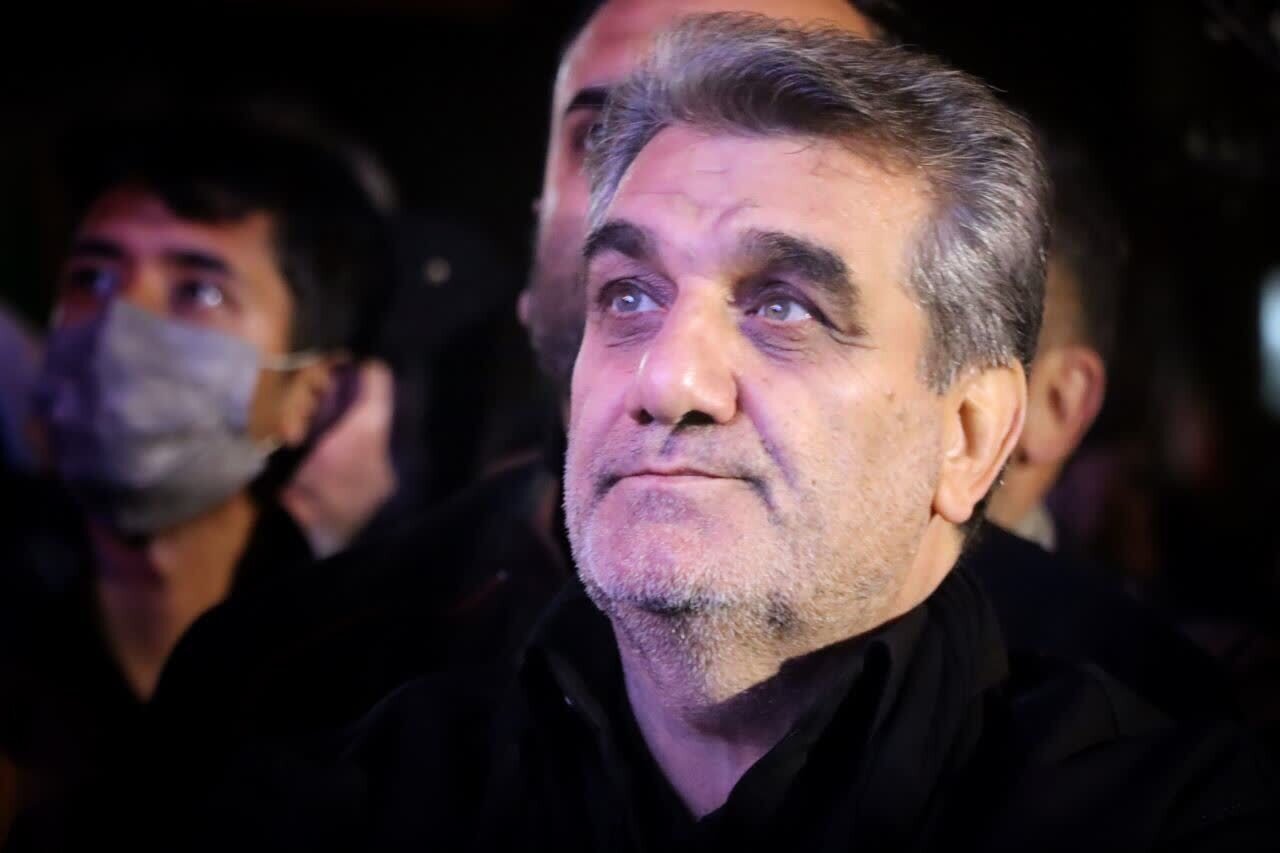 قرار شبانه‌ای که در فراق امام شهید ادامه دارد/مردم سمنان همچنان در خیابان حضور دارند+ تصاویر