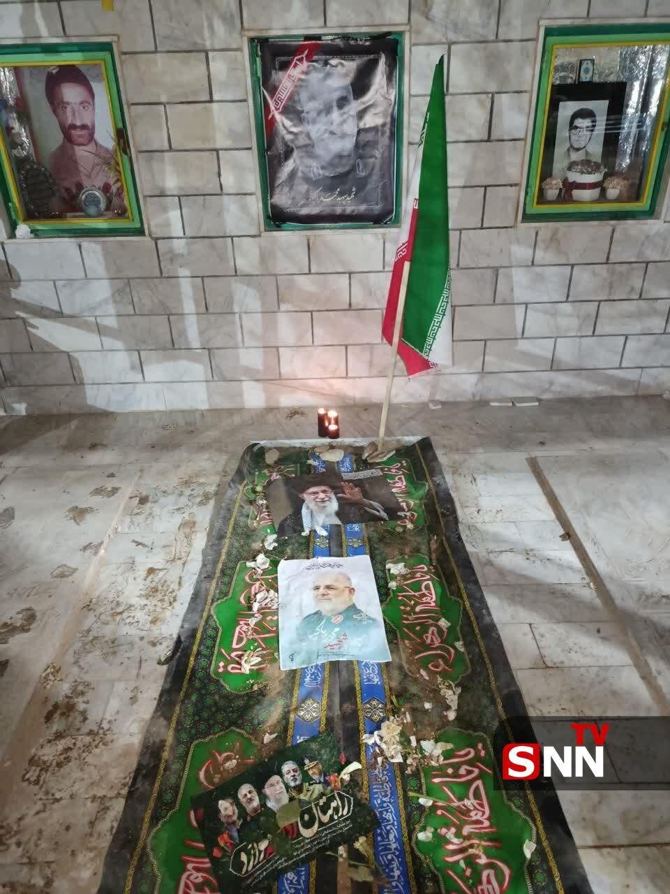 تصویری از مزار شهید پاکپور فرمانده شهید سپاه پاسداران