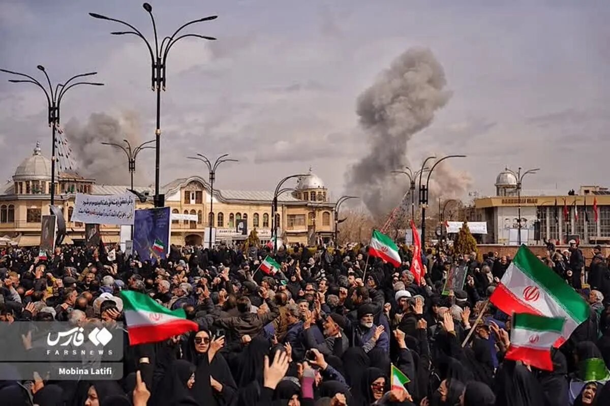 دشمن حمله موشکی کرد؛ همدانی‌ها صحنه را ترک نکردند