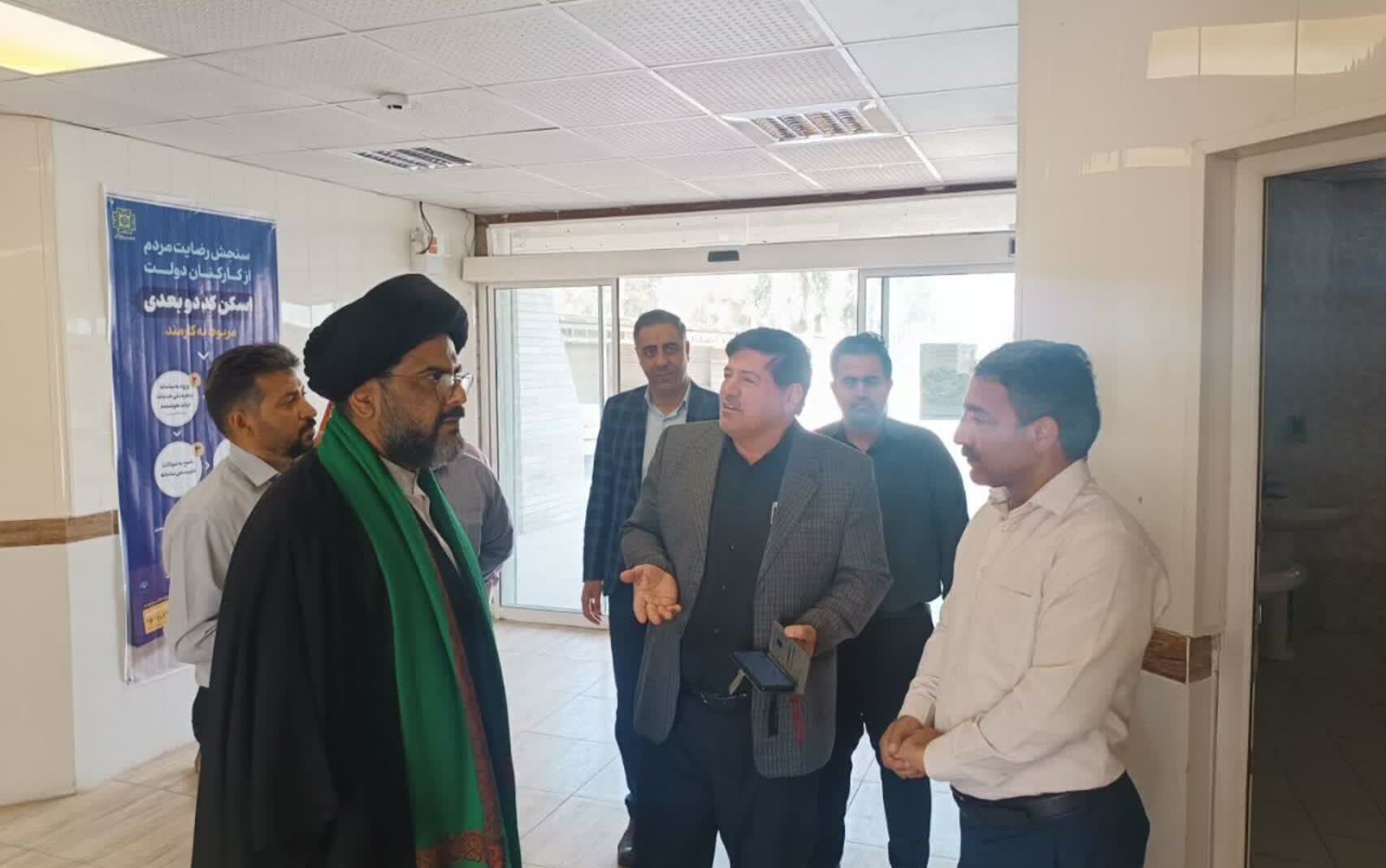 تأکید امام جمعه و فرماندار مهران بر آمادگی کامل دستگاه‌ها در بازدید از مراکز درمانی و بازار