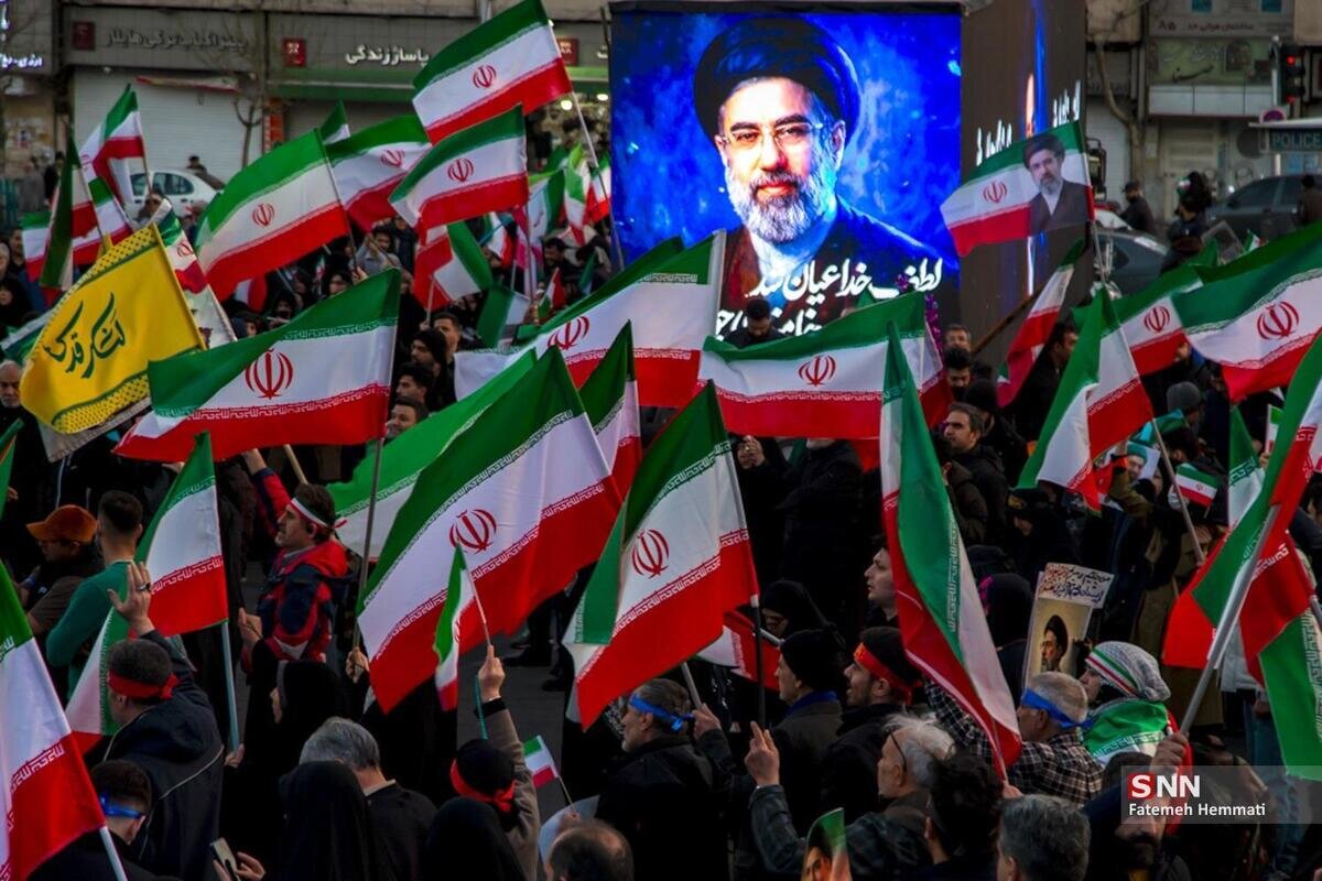 فراخوان تداوم حضور حماسی در میادین شهر و برپایی نماز جماعت، محافل قرآنی و افطار همدلی