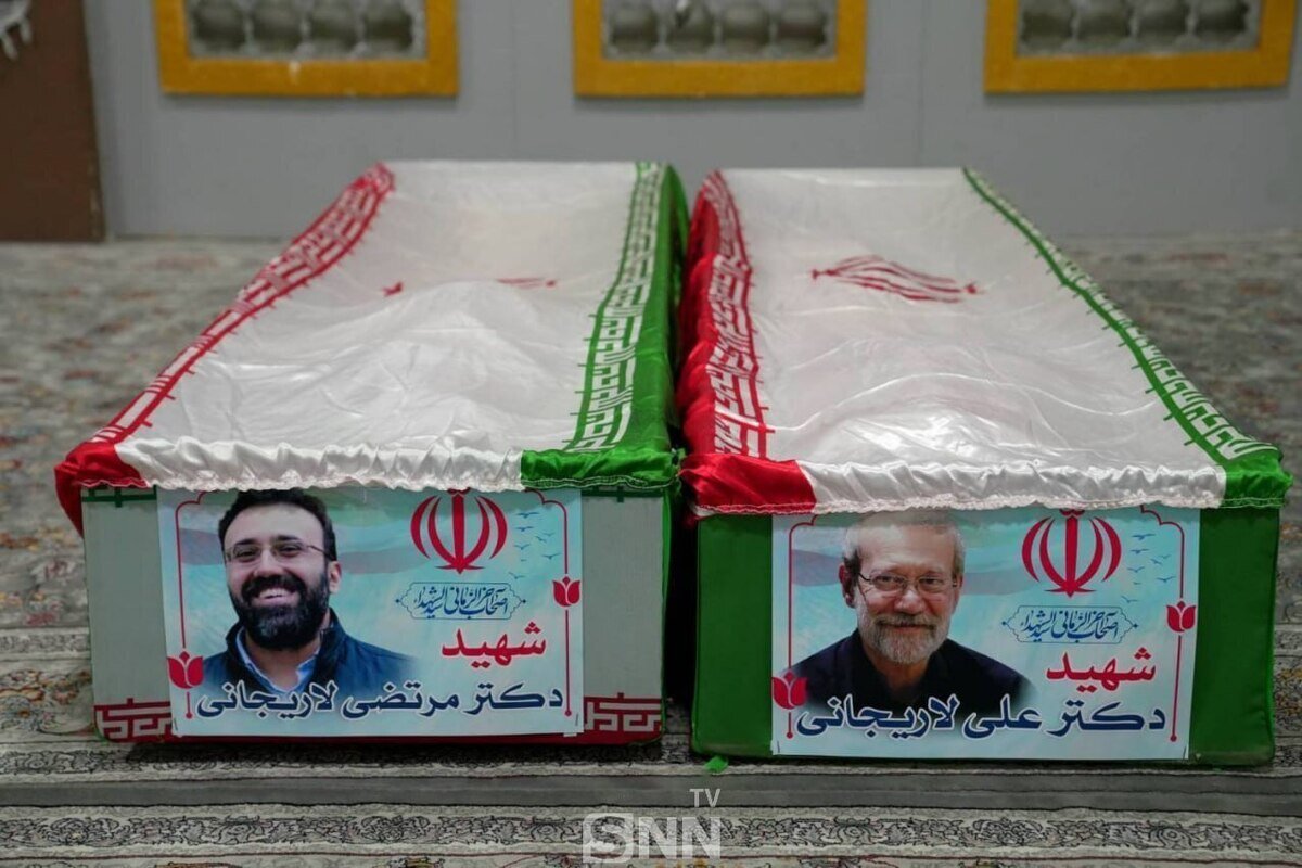 اولین تصویر از تابوت شهید علی لاریجانی و فرزندش در معراج شهدای تهران