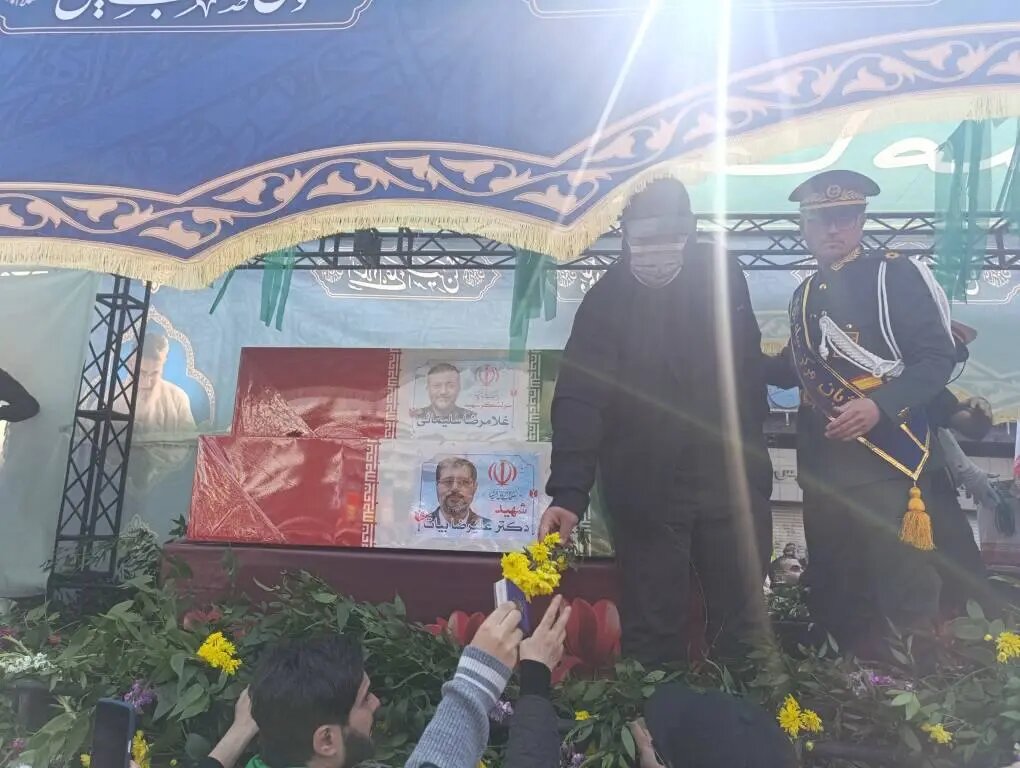 برگزاری مراسم تشییع شهیدان لاریجانی، سلیمانی و شهدای ناو دنا