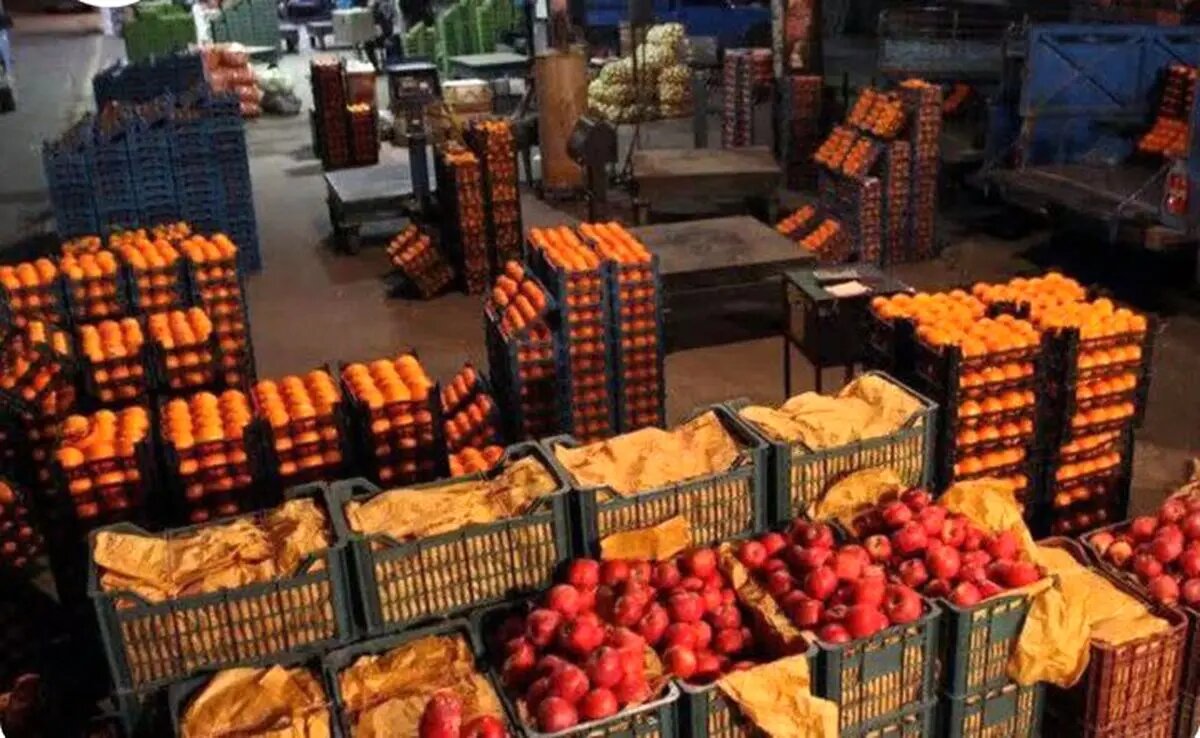 کاهش قیمت میوه نوروزی شب عید در استان مرکزی