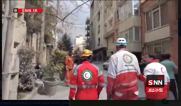 تداوم عملیات امدادرسانی و آواربرداری در تهران؛ یک مصدوم زنده نجات یافت+فیلم