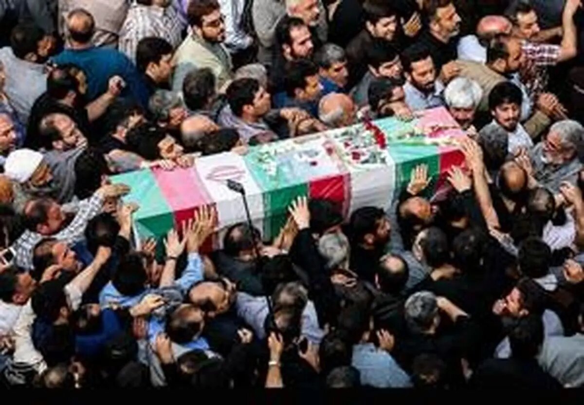 پیکر مطهر چهار شهید مدافع وطن در اراک تشییع شد