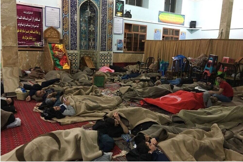 تجهیز مساجد و حسینیه‌های مشهد برای پذیرایی از زائران نوروز ۱۴۰۵
