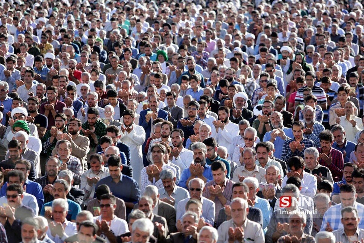 حضور پرشور مردم شهرکرد در نماز عید سعید فطر + فیلم