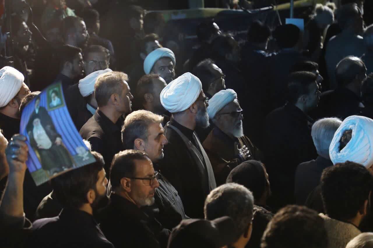 اجتماع بزرگ مردمی و وداع با پیکر شهدای اقتدار استان سمنان از دریچه دوربین